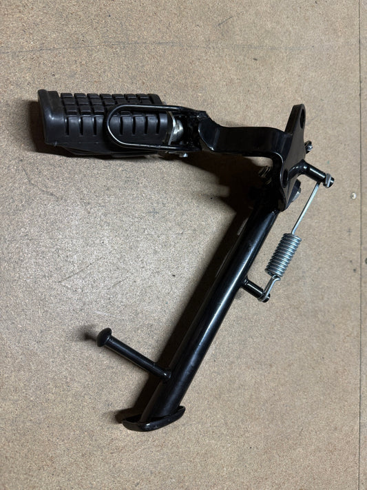 Nemesis Kickstand + LHS rider footpeg assembly